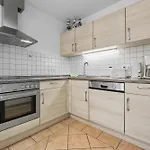 Apartment Stranddistel, Haus Gudrun Familiensuite 1 Zinnowitz