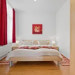 Apartment Stranddistel, Haus Gudrun Familiensuite 1 *