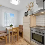 Stranddistel, Haus Gudrun Familiensuite 1 Apartment Zinnowitz
