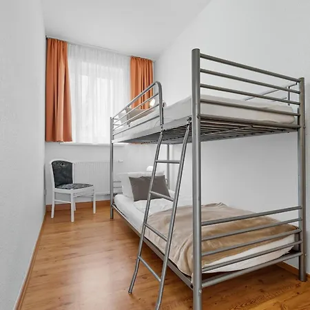 Stranddistel, Haus Gudrun Familiensuite 1 アパート