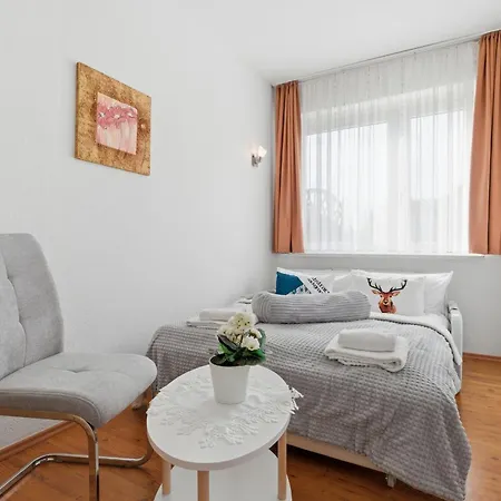 Stranddistel, Haus Gudrun Familiensuite 1 Apartman Zinnowitz